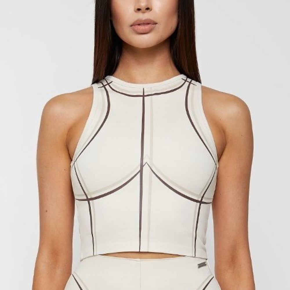 Maniere De Voir Cream and Black Top